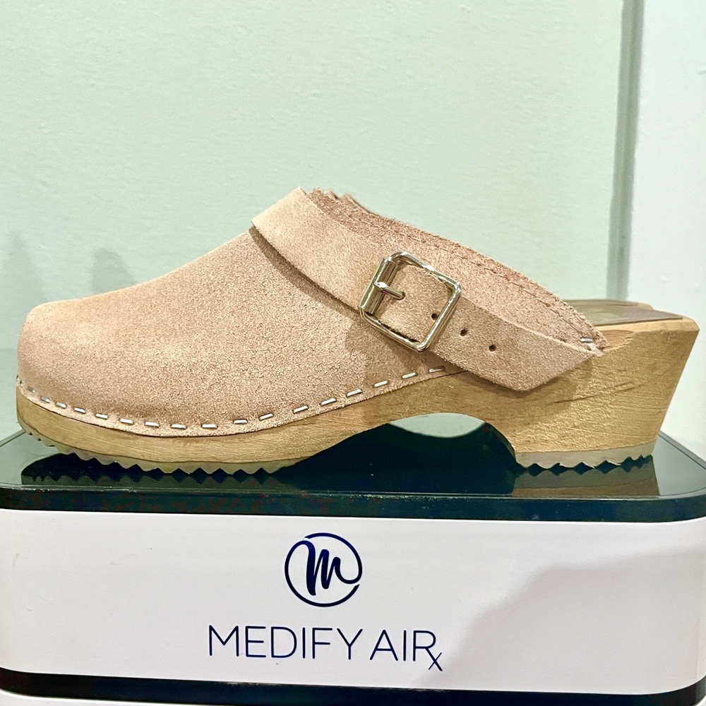 MIA Blush Pink Leather Clog Mules with Wood Heel - Picture 6 of 16